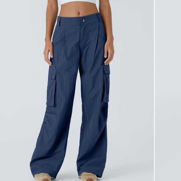 Women's Navy Cargo Pants - Picture 7 of 8